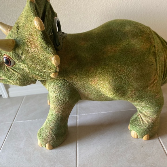Playskool Kota My Triceratops Dinosaur Animatronic Life-Sized 3ft. - Picture 6 of 9